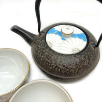 Cast Iron Teapot with Ceramic Lid - Daisies - K0332