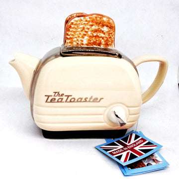 Whimsical Toaster - CREAM