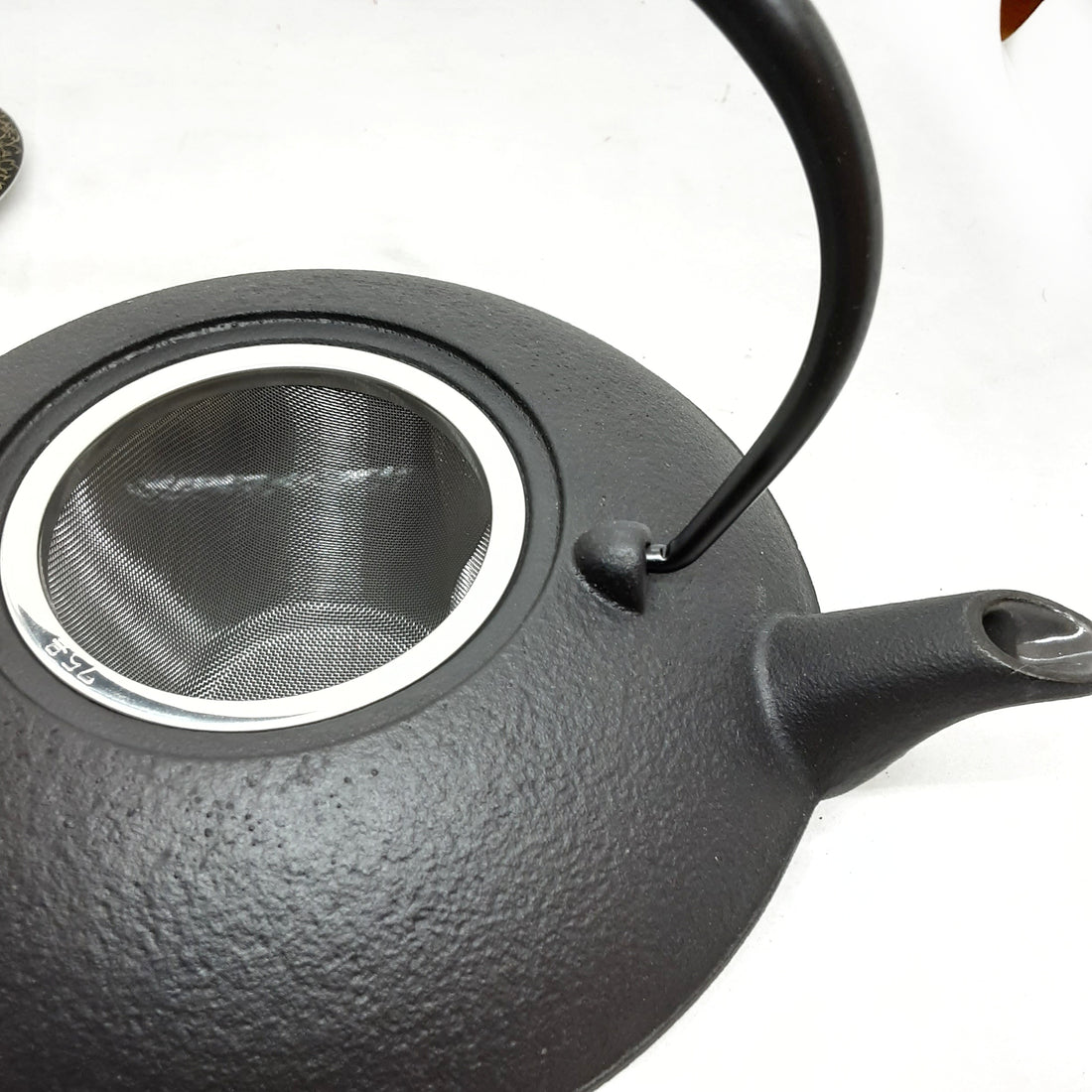 Cast Iron Teapot with Ceramic Lid -Sakura- T0137